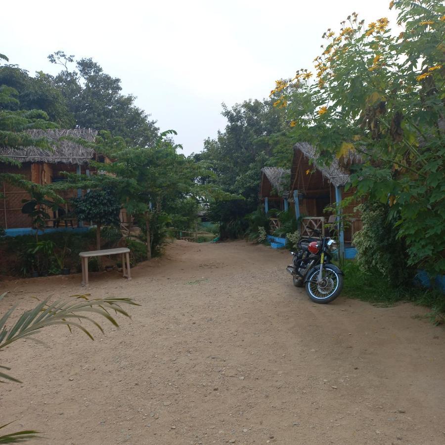 Hampi Nature Cottage Eksteriør bilde